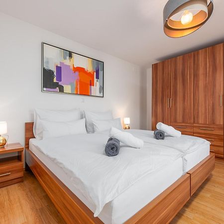 Apartments L&D 比奥格勒·纳·莫鲁 外观 照片