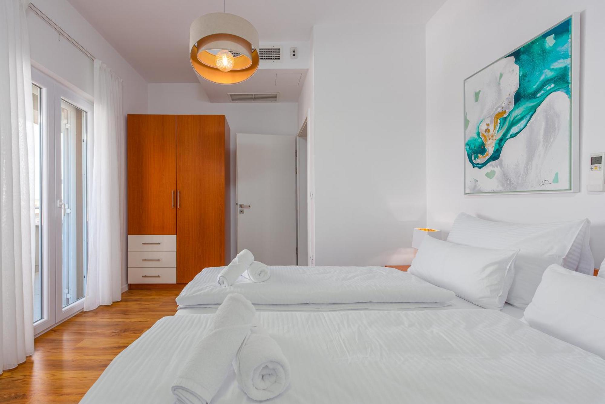 Apartments L&D 比奥格勒·纳·莫鲁 外观 照片