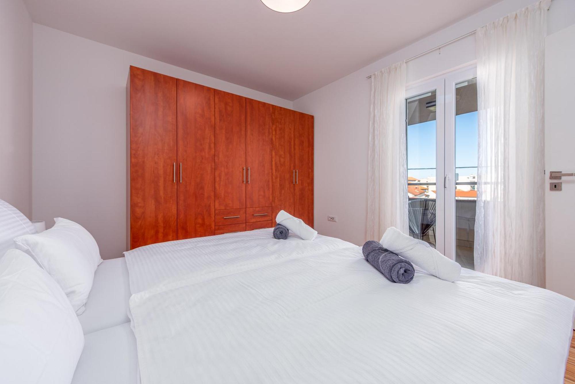 Apartments L&D 比奥格勒·纳·莫鲁 外观 照片