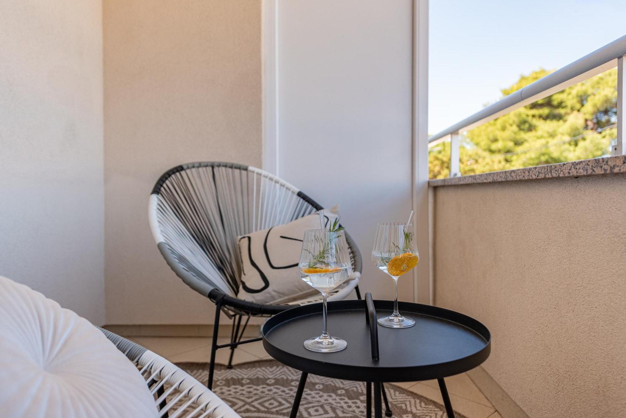 Apartments L&D 比奥格勒·纳·莫鲁 外观 照片